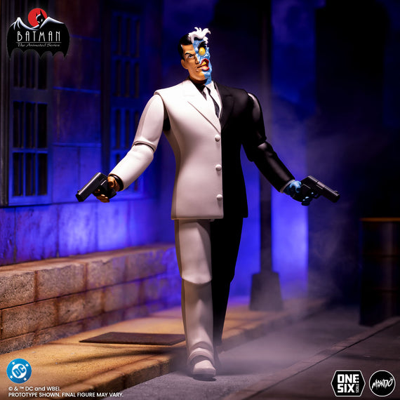Batman: The Animated Series - Two-Face 1/6 Scale Figure - Limited Edition