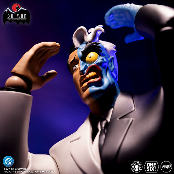 Batman: The Animated Series - Two-Face 1/6 Scale Figure - Limited Edition